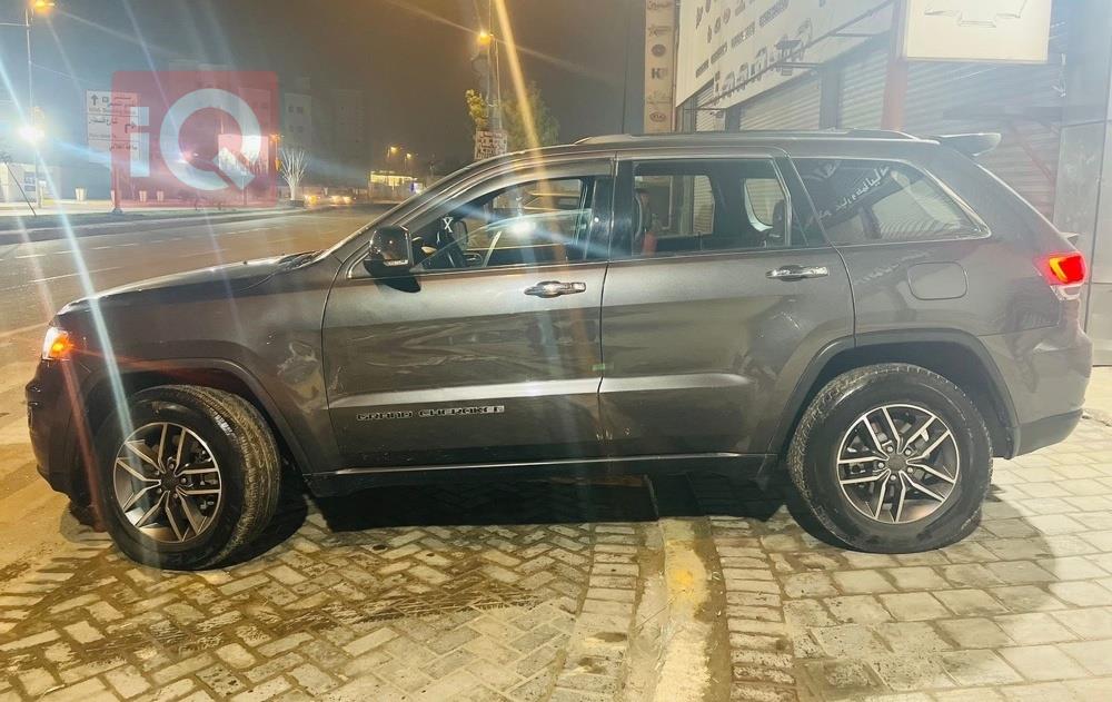 جيب جراند شيروكي